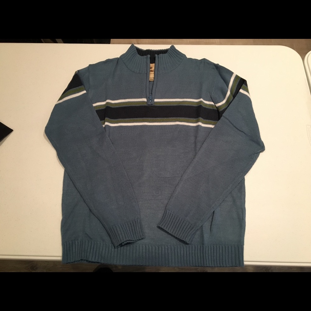 Acrylic sweater with neck zipper
